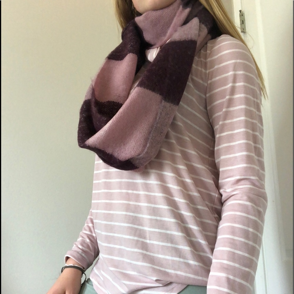 LOFT infinity scarf - Picture 2 of 3
